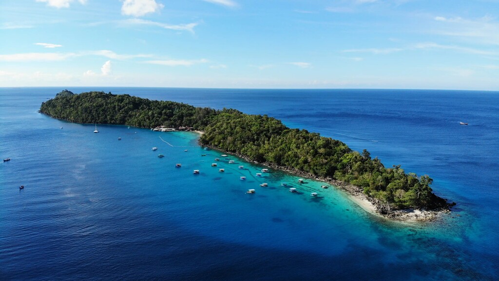 Pulau Apakah yang Terletak di Bagian Paling Barat Timur Utara dan Selatan Indonesia Inilah 4 Titik Ujungnya!