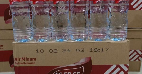 membongkar mitos dan fakta air minum es er ce amankah untuk dikonsumsi setiap hari