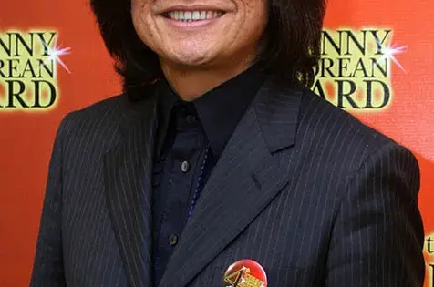 Mengungkap Kekayaan Johnny Andrean: Dari Gunting Rambut Hingga Imperium J.CO dan Triliunan Rupiah